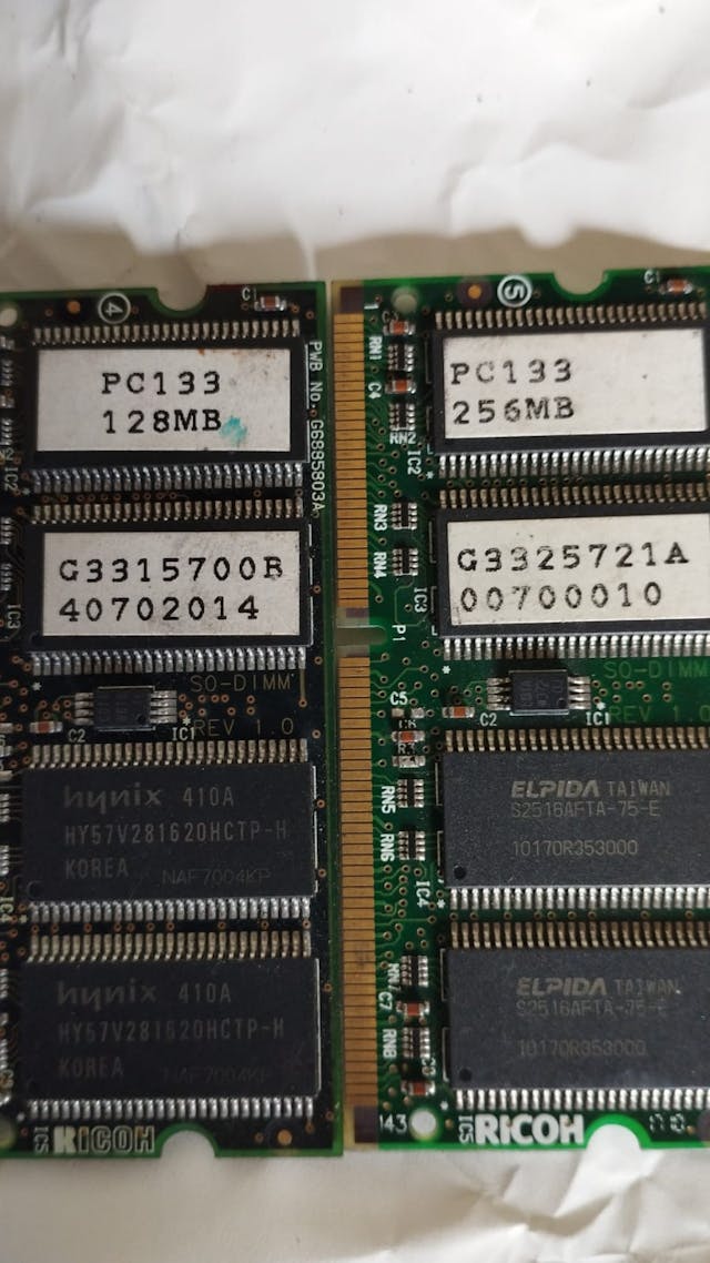 par de memorias de maquina copiadora ricoh mp 7500 8000 6500 6000 seminova perfeita.